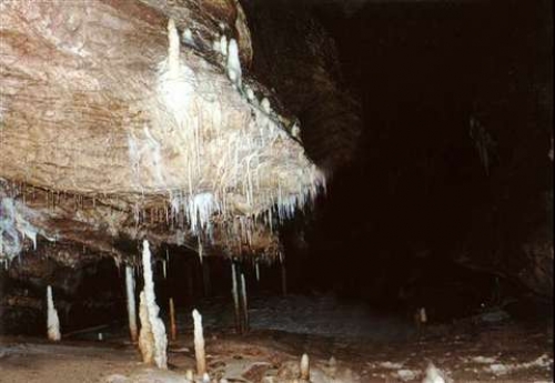 Pestera Hoanca Apei poza